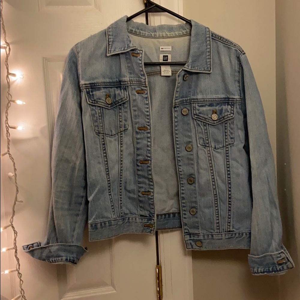Light wash denim jacket